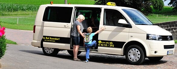 Taxi Ruf Asendorf: Wir bringen die Geburtstagsgäste zu Ihnen.